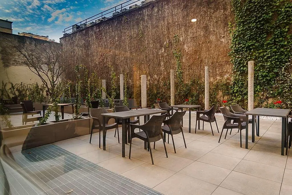 Hotel Milano Castello 3*, Milan